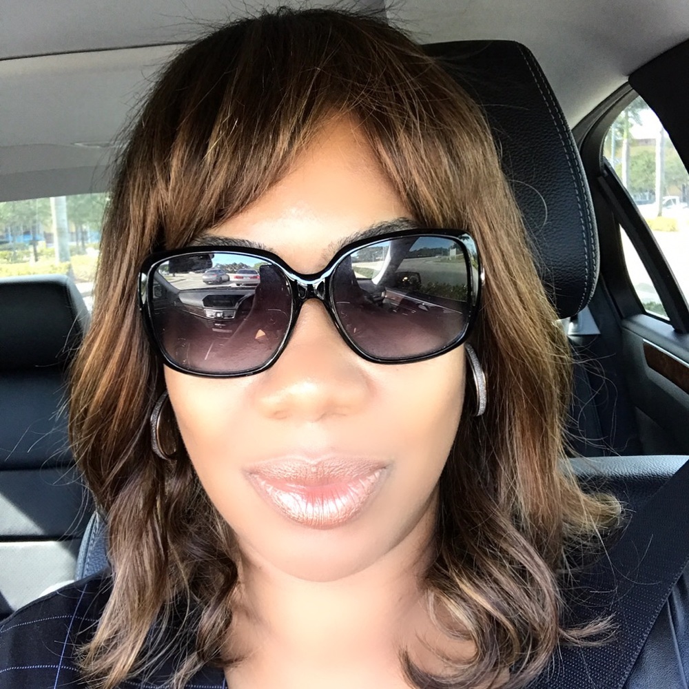 Meet your Posher, Kat